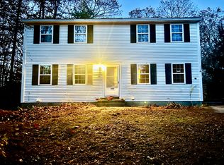 12 Evening Pl #B, Kennebunkport, ME 04046