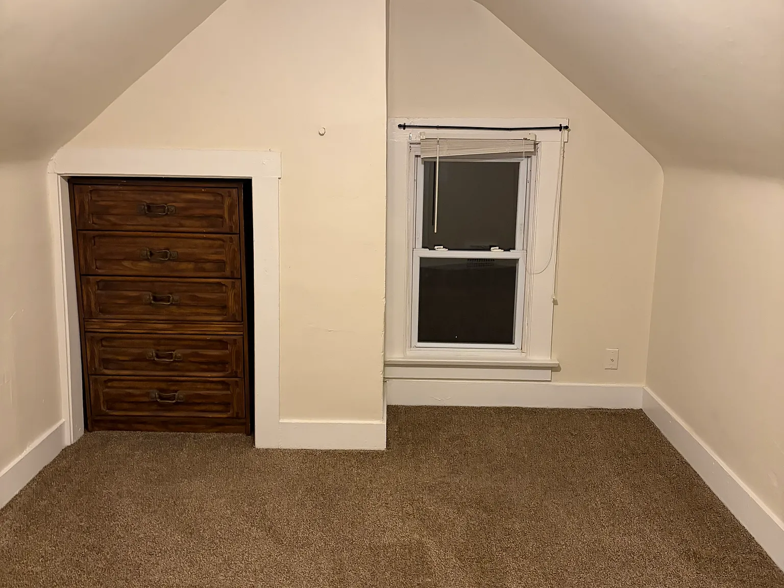 4 bed, 1413 sqft, $1,250 — Photo 3