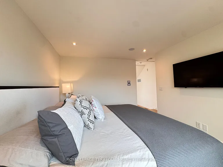 67 Gormley Ave — Photo 25