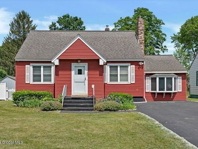 327 Sullivan Road, Schenectady, NY, 12304