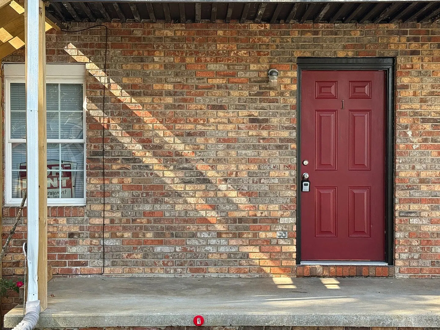 Windcrest Apartments — Photo 4