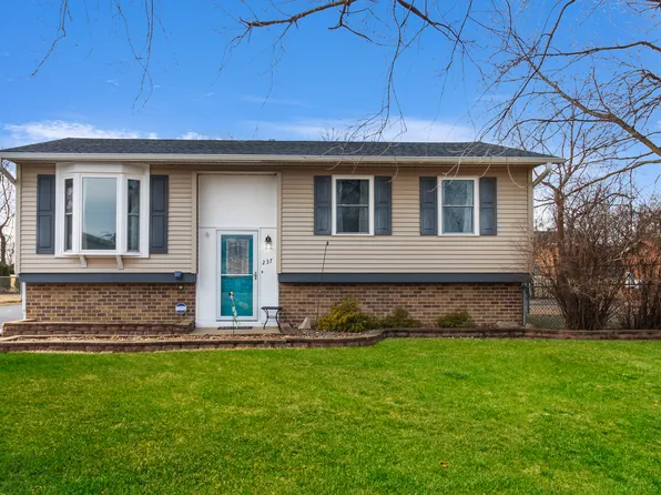 237 Cedarwood Ave, Bolingbrook, IL 60440