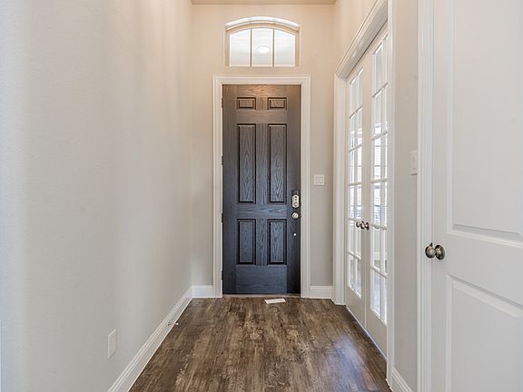 2nd image of 17565 Sequoia Dr