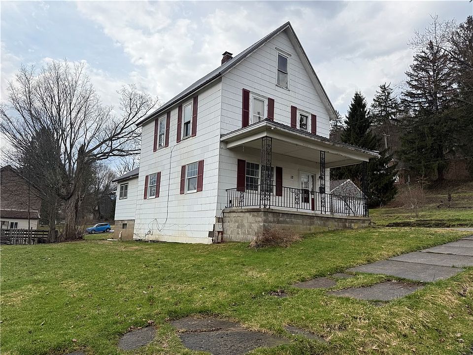 1st image of 12 Thompson Ave