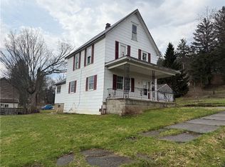 12 Thompson Ave, Bradford, PA 16701