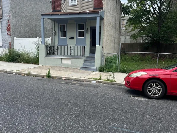 1471 Louis St, Camden, NJ 08104