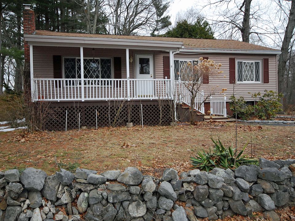 1st image of 5 Crestwood Cir