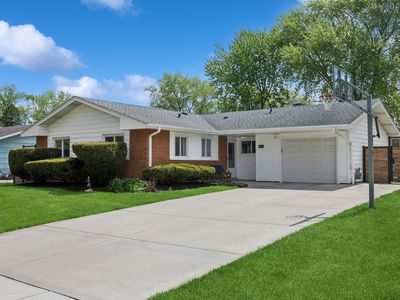 385 Lafayette Ln, Hoffman Estates, IL, 60169