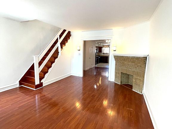 5th image of 3519 Englewood St