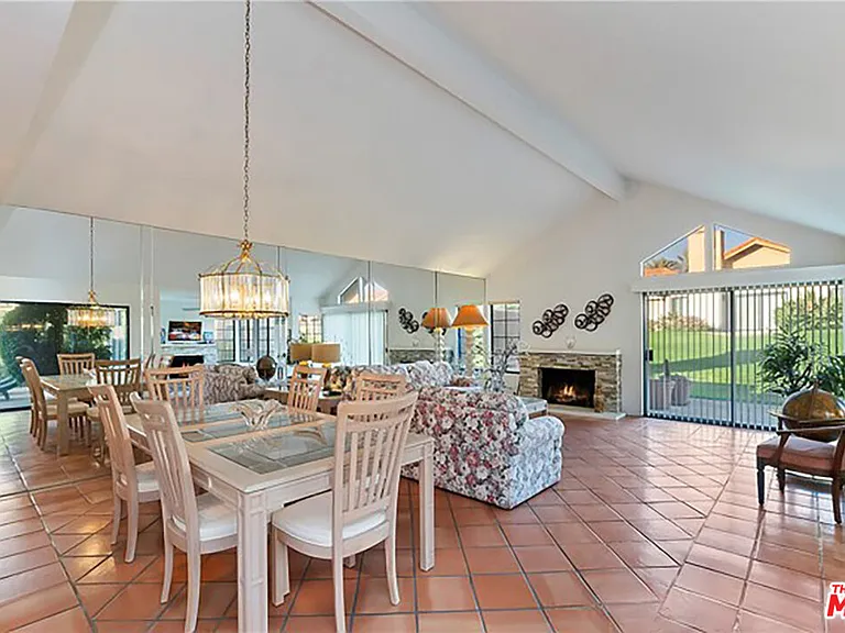8 Las Cruces Ln — Photo 12