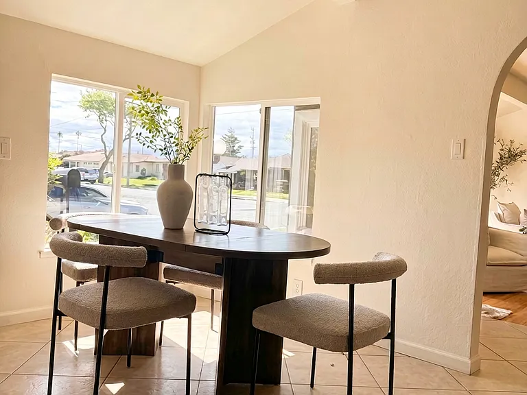 Sample furnished dining area off the kitchen