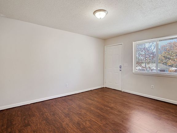 2nd image of 4837-4851 NW Homestead Rd #4849