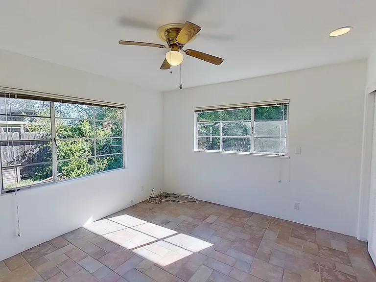 716 Calle Palo Colorado — Photo 12