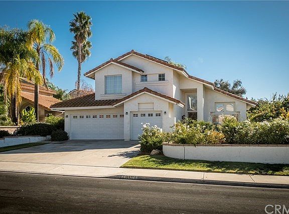2nd image of 30927 Wellington Cir
