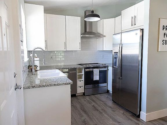 5th image of 6412 Putnam St