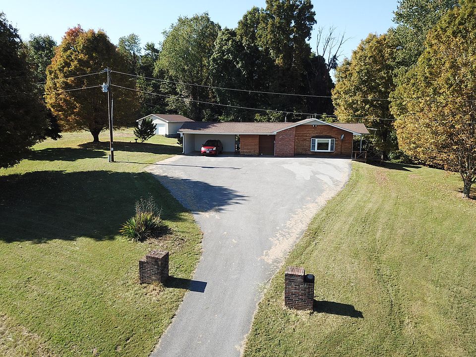 1st image of 411 Lorie Valley Dr