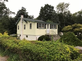 5 Locust Dr, Greenwood Lake, NY 10925