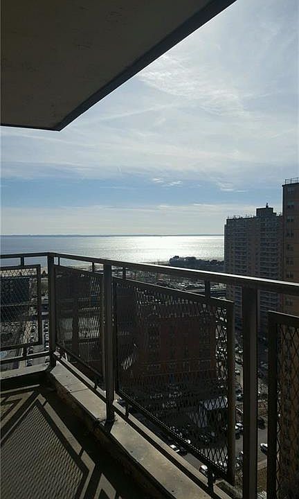 1st image of 440 Neptune Ave APT 20H