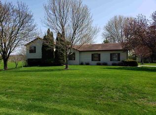 920 Storytown Rd, Brooklyn, WI 53521