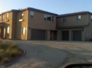 461 Green Orchard Pl, Riverside, CA 92506