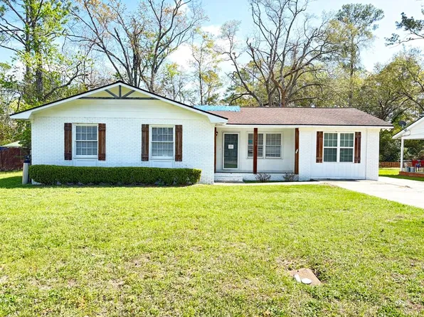 2025 Deborah Dr, Valdosta, GA 31602