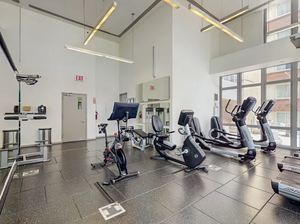 310 West 52nd Street image 12 of 25