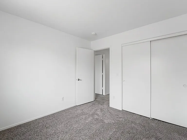 7552 W Nicolet Ave — Photo 24