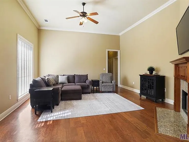36303 E Pine Grove Ct — Photo 4