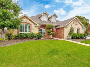 213 Dominion Ct, Saginaw, TX 76179