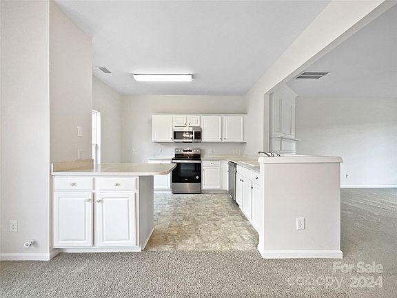 2nd image of 3106 Mannington Dr