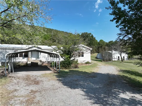 8862 NE Highway 270, Red Oak, OK 74563