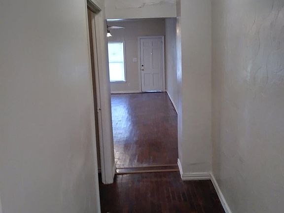 3rd image of 710 NW Ferris Ave