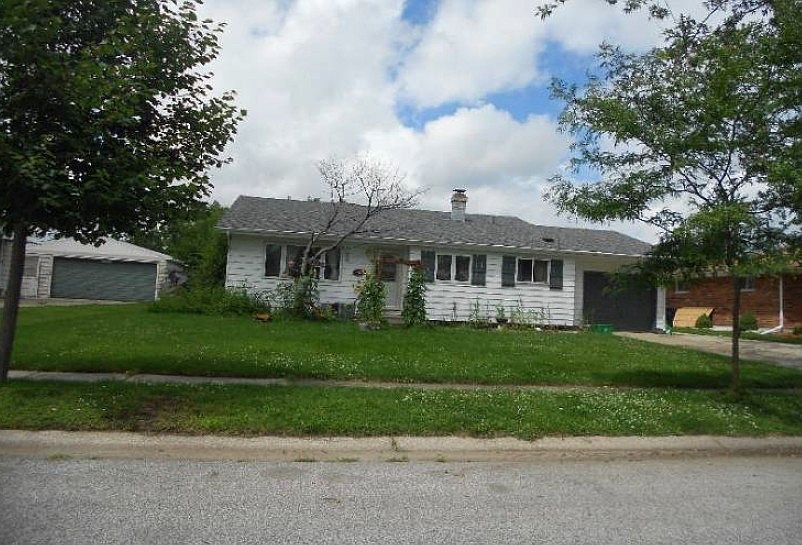 1st image of 814 Christian Ave