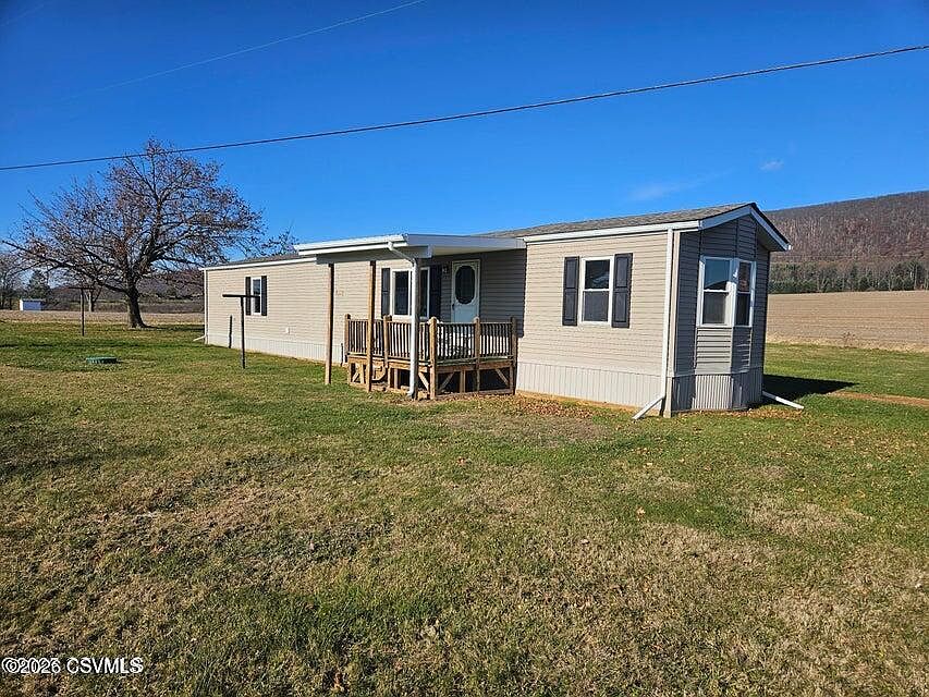1st image of 467 Mountain Rd