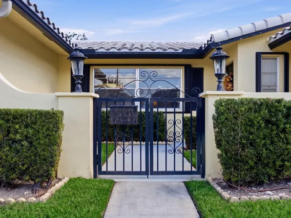 1900 NW 43RD Street, Oakland Park, FL 33309