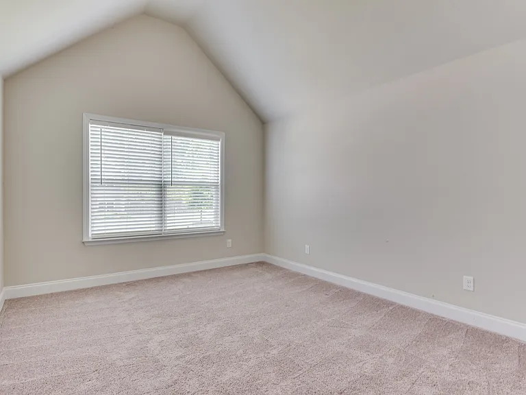 4050 Stowe Dr — Photo 37
