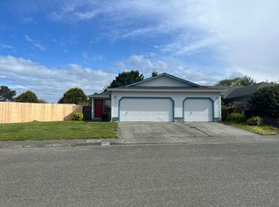 1195 Marius St, McKinleyville, CA 95519