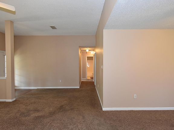 3rd image of 13110 Sweetwater Trl