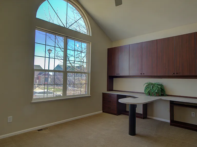 9202 Royal Melbourne Cir — Photo 31
