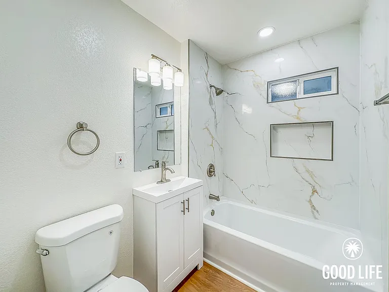 252 G St — Photo 9