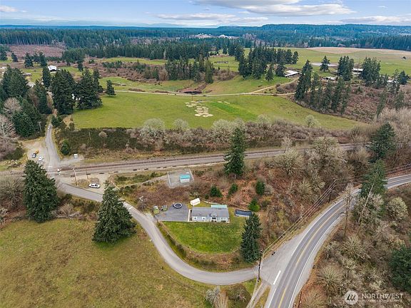 2nd image of 10521 Thomsen Road SE