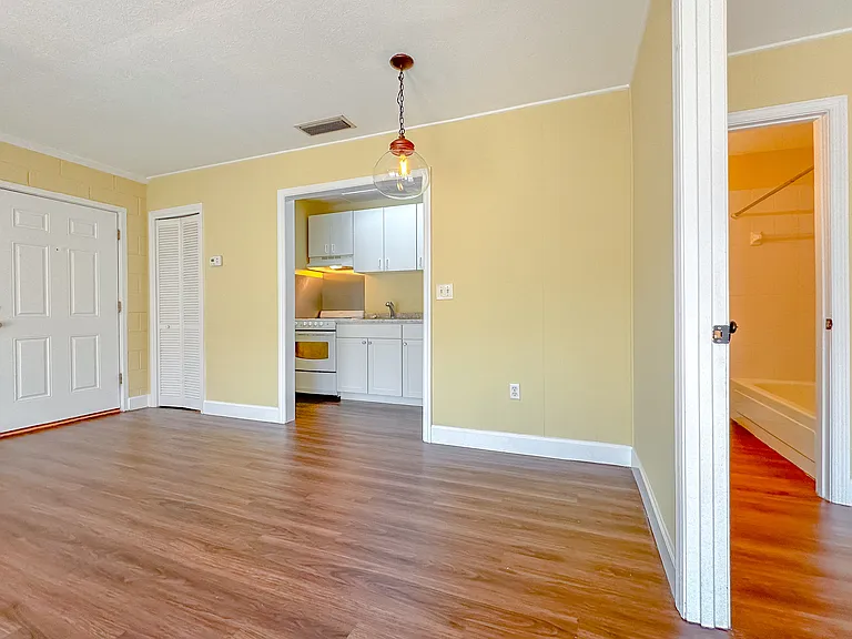 2241 W Pensacola St #68 — Photo 8