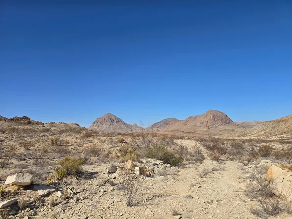 700 Elk Loop, Terlingua, TX 79852