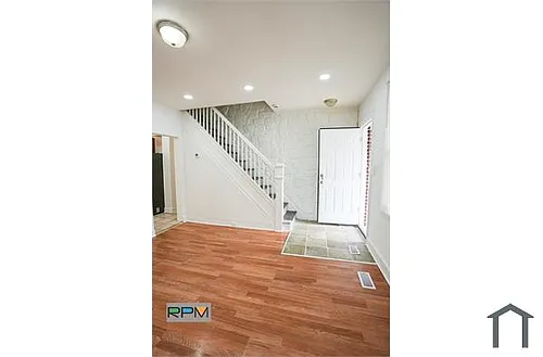 3402 Elmley Ave Photo 1