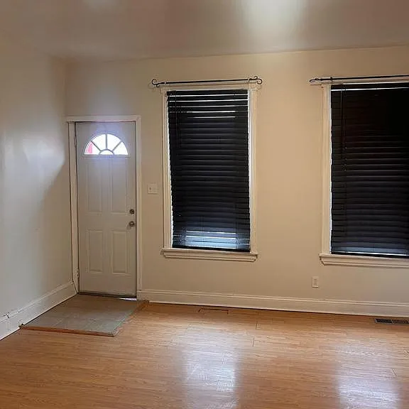 1308 W Lippincott St — Photo 14