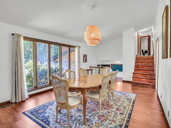 4th image of 715 Cortez Dr