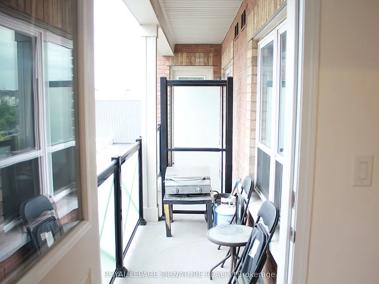 10 Mendelssohn St #327 — Photo 16
