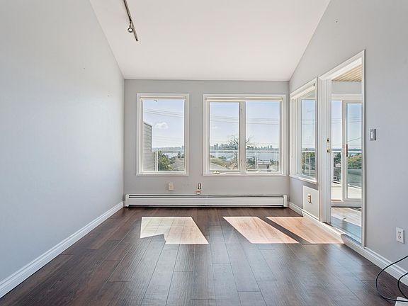 4th image of 221 W 6th St #2