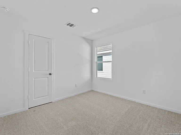 3820 Swift Fox Rd — Photo 10