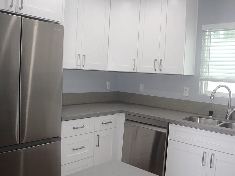 5321 Hyde St — Photo 9